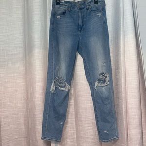 AE MOM JEANS high waisted